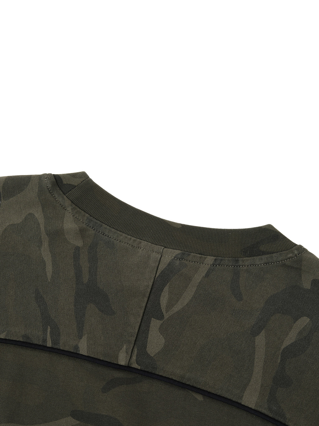 Army Green Camo Short Sleeve T-Shirt | Unisex Oversized Streetwear | Allboroughs